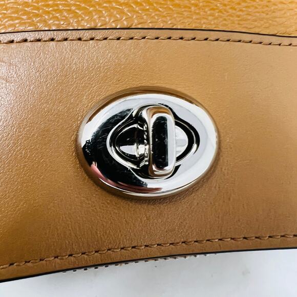 Coach Turnlock Edie Bag Tan Silver Hobo Pebble Leather DIY Handles - Picture 11 of 15